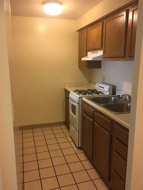 112 W Lane Ave 2BR