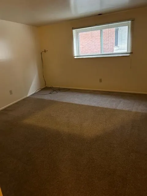 112 W Lane Ave 3BR