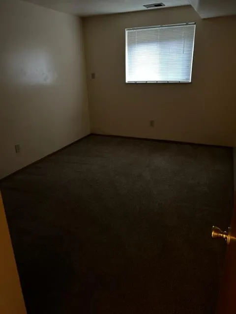 112 W Lane Ave 3BR