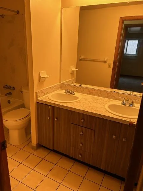 112 W Lane Ave 3BR