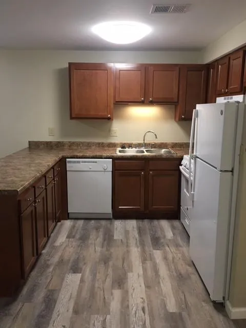 112 W Lane Ave Apt 3D 2BR - Renovated Unit