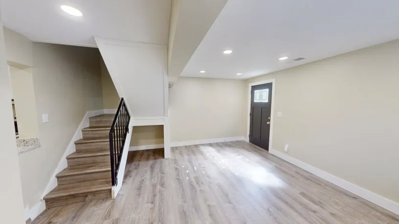 119-125 W Northwood Ave