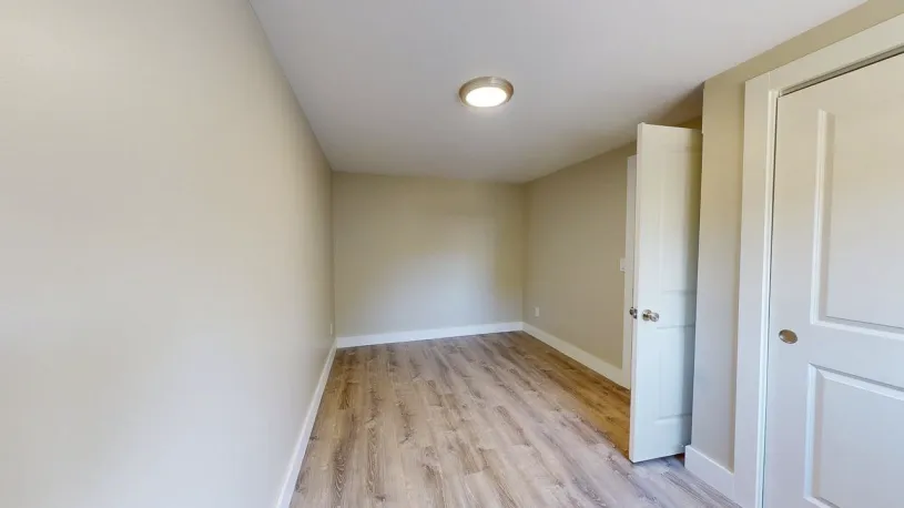 119-125 W Northwood Ave