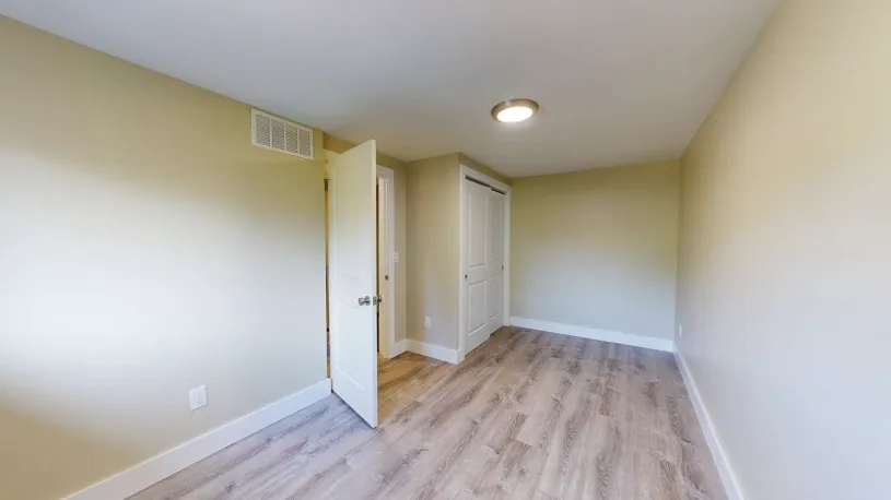 119-125 W Northwood Ave