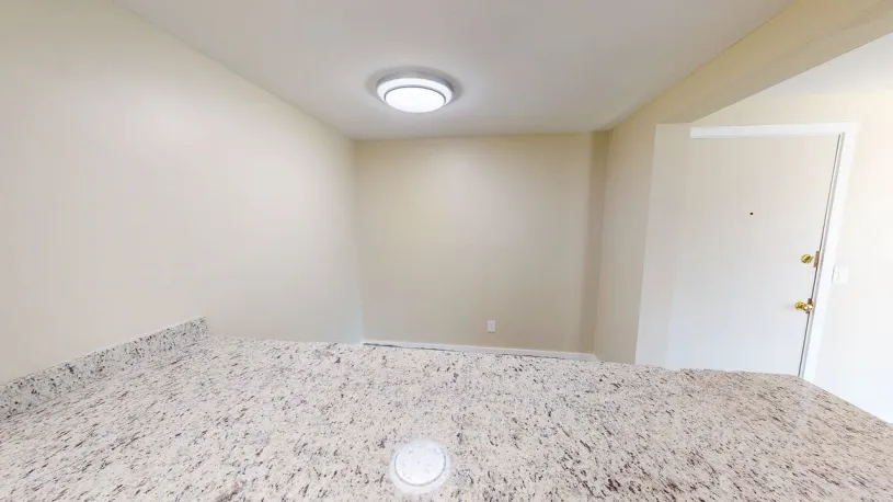 130 E Woodruff Ave Apt 2E ~ Renovated 