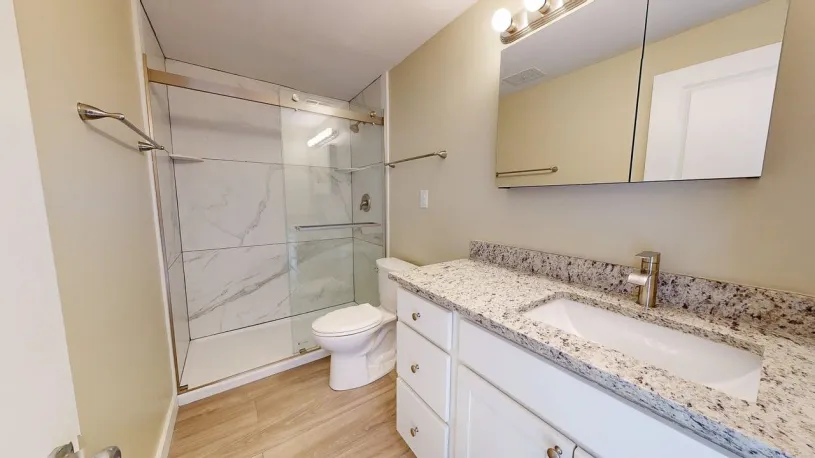 130 E Woodruff Ave Apt 2E ~ Renovated 
