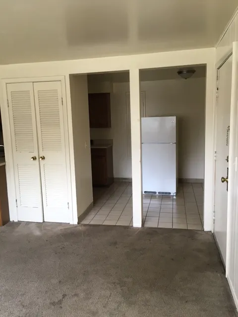 130 E Woodruff Ave 2BR