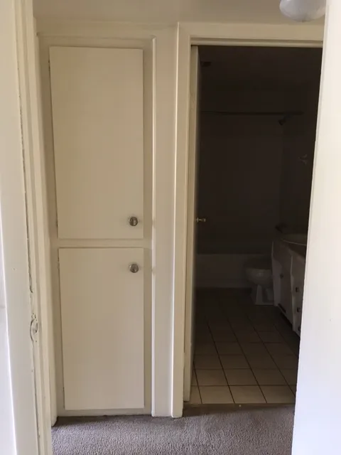 130 E Woodruff Ave 2BR
