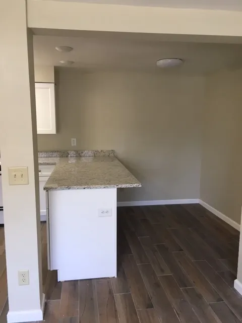 130 E Woodruff Ave Apt 1C ~ Renovated 