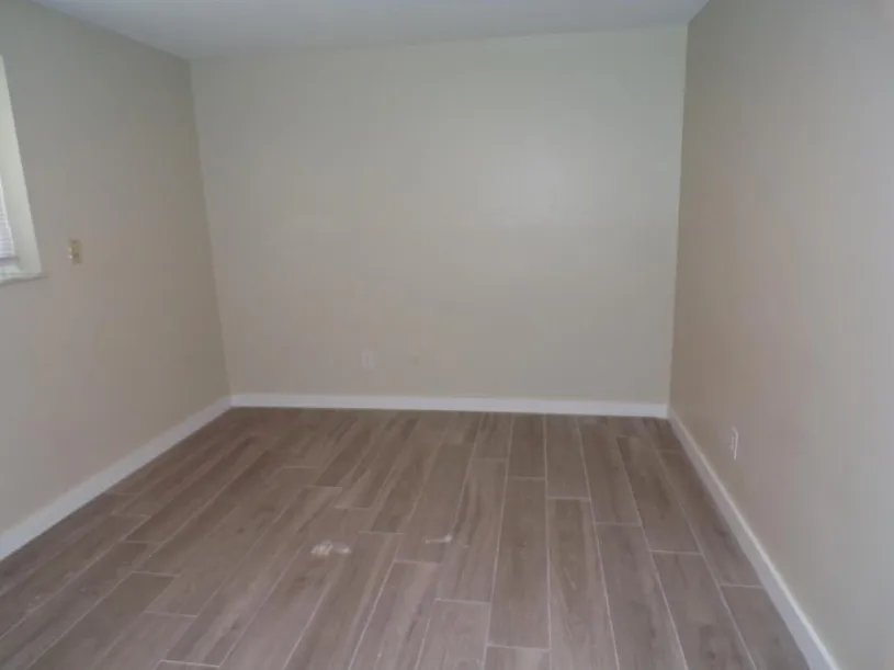130 E Woodruff Ave Apt 1D 1 BR