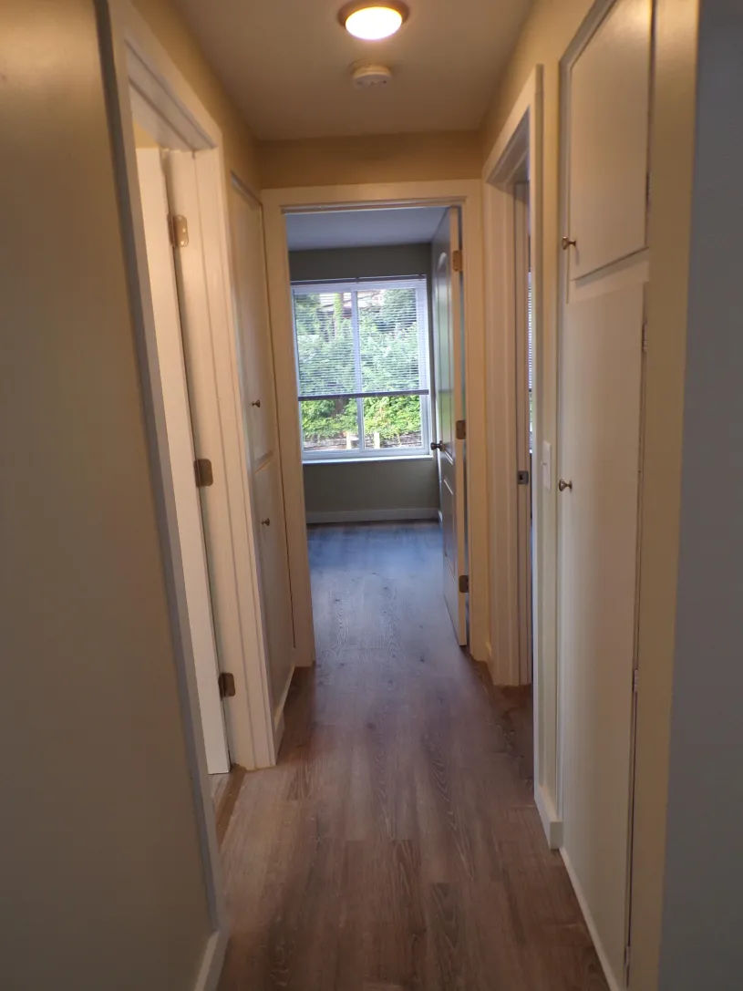 130 E Woodruff Ave Apt 2C ~ Renovated 
