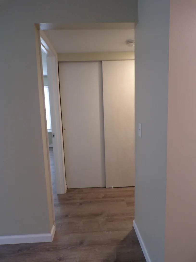 130 E Woodruff Ave Apt 3B ~ Renovated 