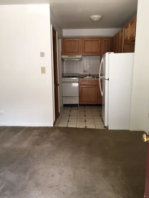 1437 Hunter Ave