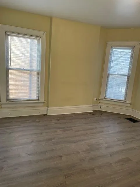1534 1/2 Neil Ave - 3BR