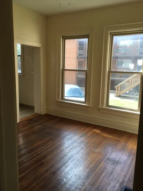 1534-1536 Neil Ave 1BR