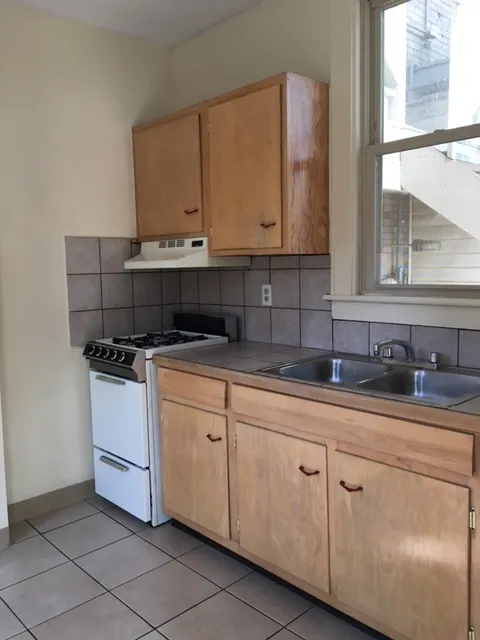 1534-1536 Neil Ave 1BR