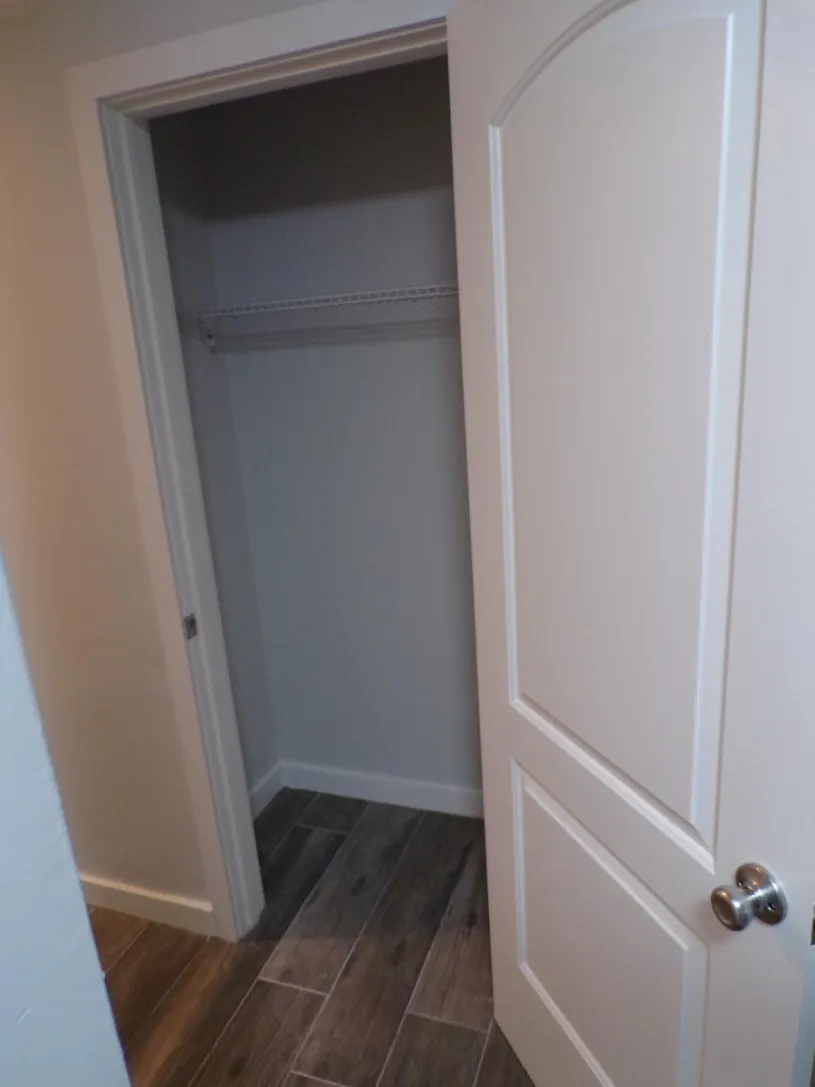 154 E Norwich Ave Renovated Unit 
