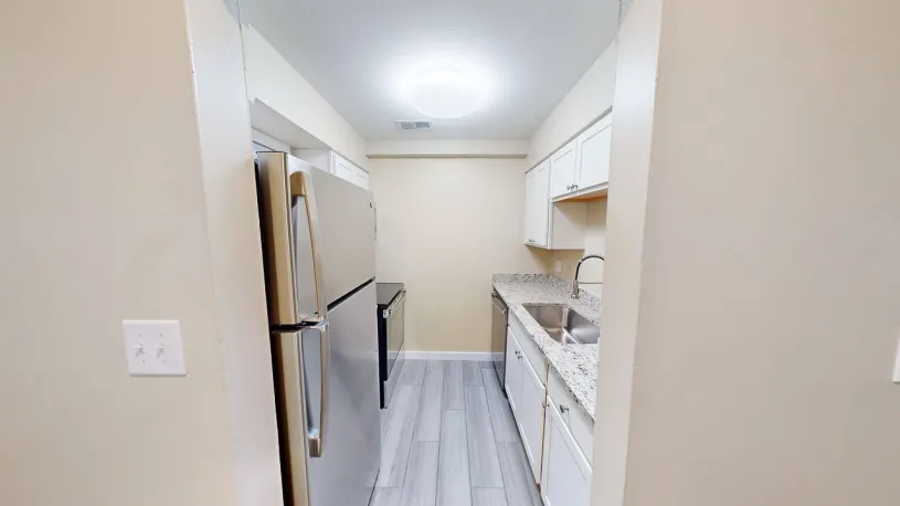 154 E Norwich Ave Apt A ~ Renovated 