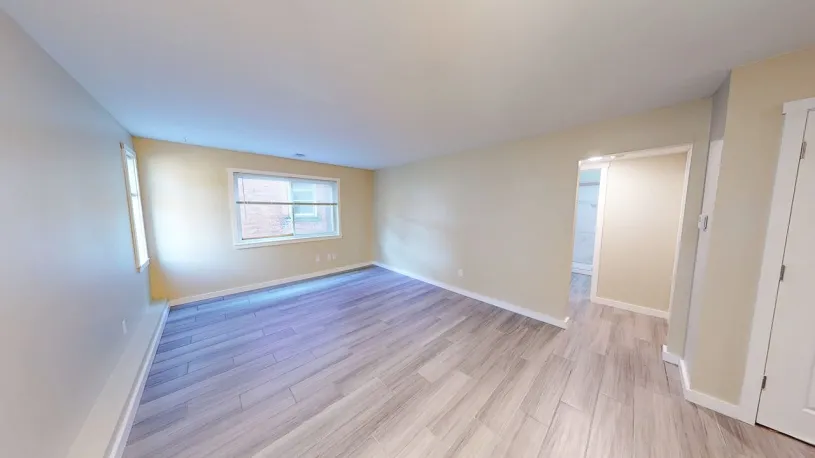 154 E Norwich Ave Apt A ~ Renovated 