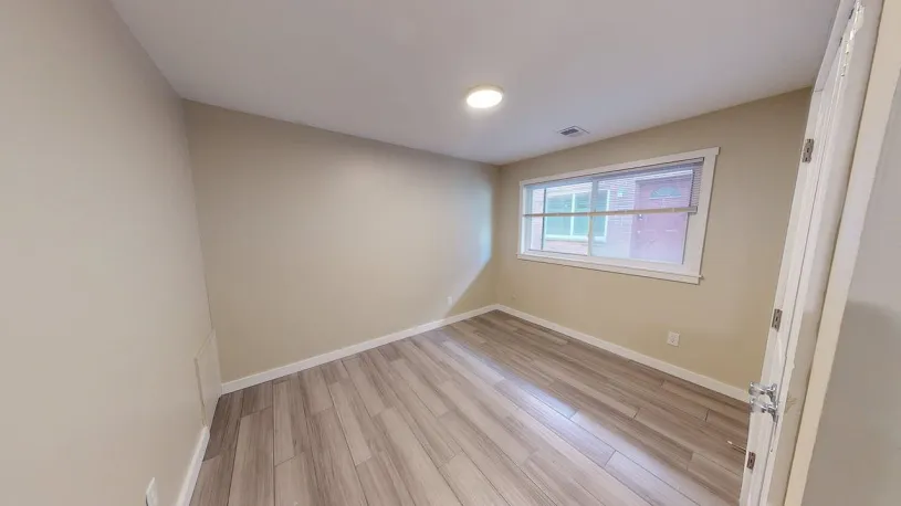 154 E Norwich Ave Apt A ~ Renovated 