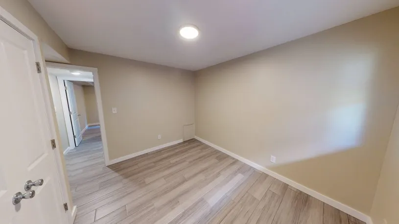 154 E Norwich Ave Apt A ~ Renovated 
