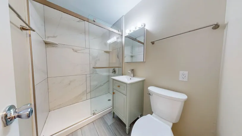 154 E Norwich Ave Apt A ~ Renovated 