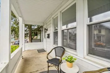 156 E Maynard 