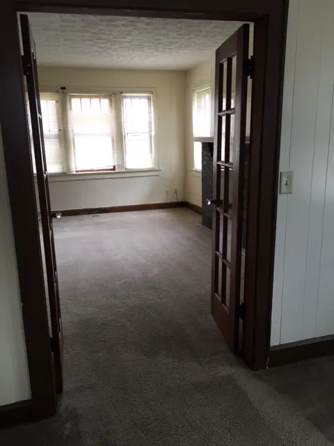 159-165 W Northwood Ave 1BR