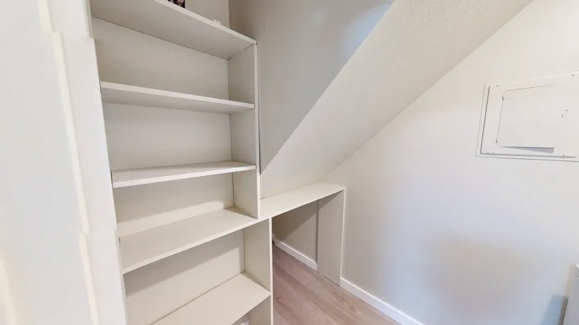 160 E Norwich Ave Apt 5