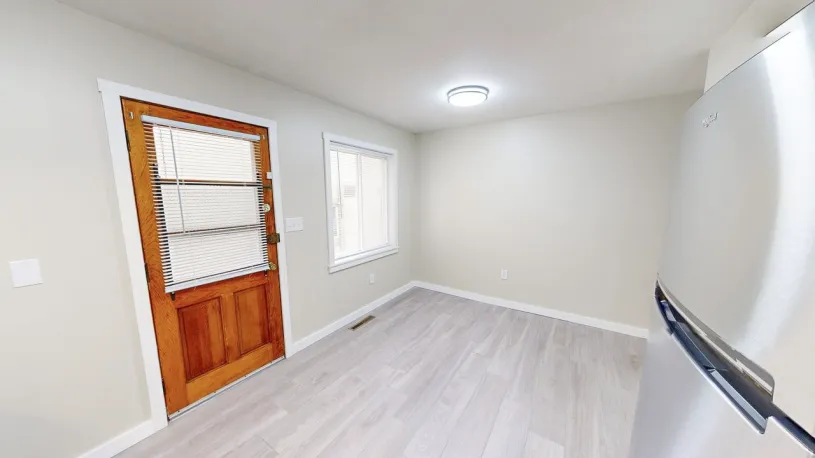 160 E Norwich Ave Apt 5