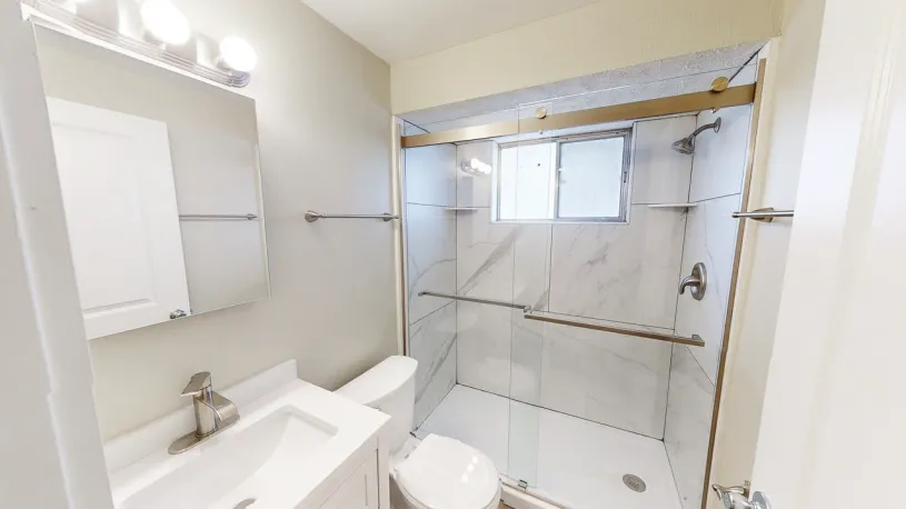 160 E Norwich Ave Apt 5