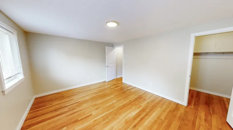 160 E Norwich Ave Apt 5