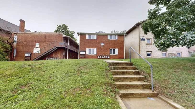 160 E Norwich Ave Apt 5