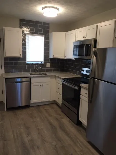 1629 W 5th Ave Apt C2