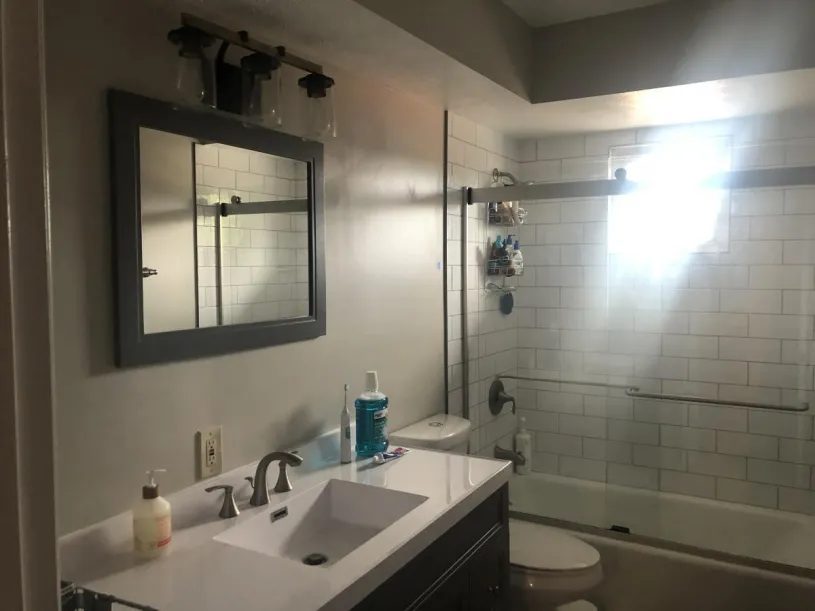 1629 W 5th Ave ~ Remodeled unit Three-Bedroom 