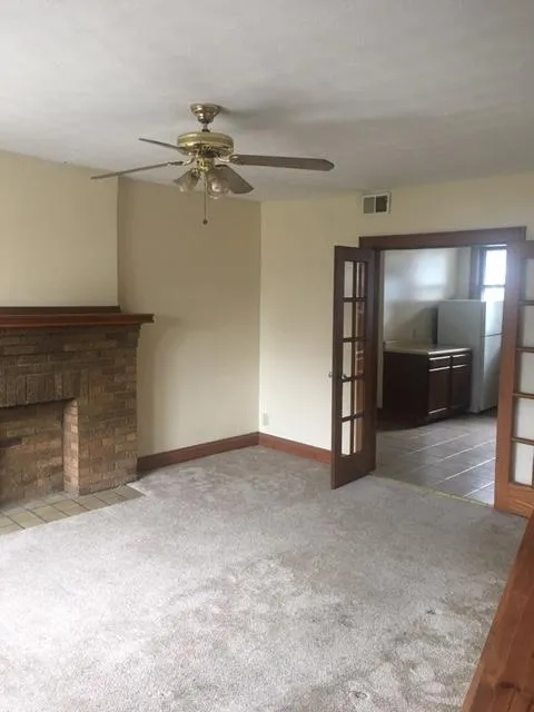 163 1/2 W Northwood Ave 