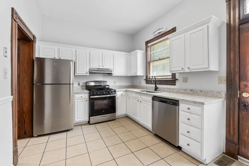 315 W 8th Ave