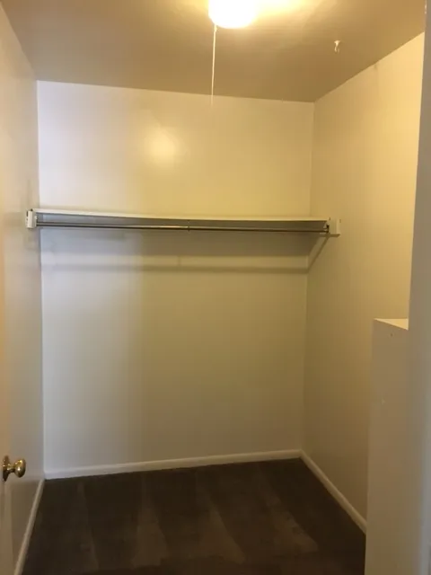 180-188 W Patterson Ave 2BR