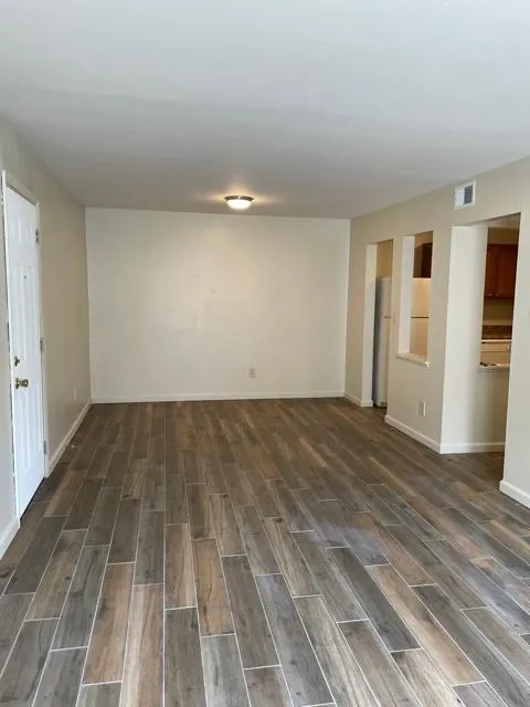 180-188 W Patterson Ave 2BR - updated