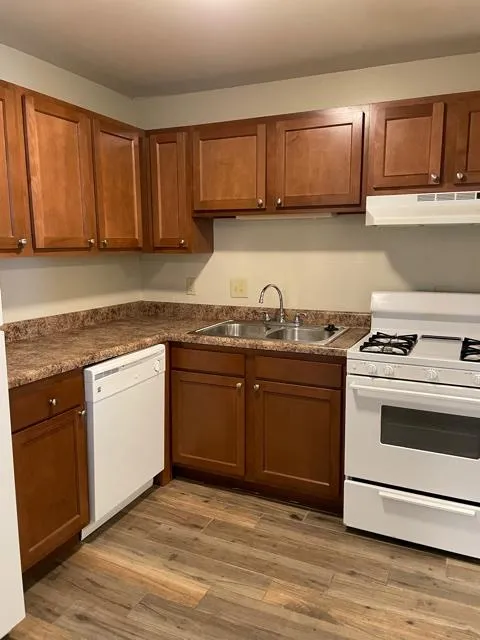 180-188 W Patterson Ave 2BR - updated