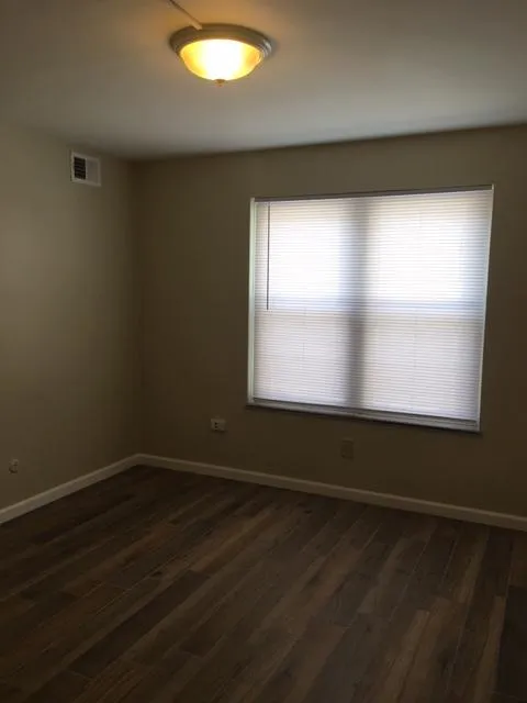180-188 W Patterson Ave 3BR - Renovated Unit