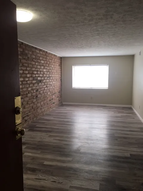 1944 Iuka Ave - Renovated Unit