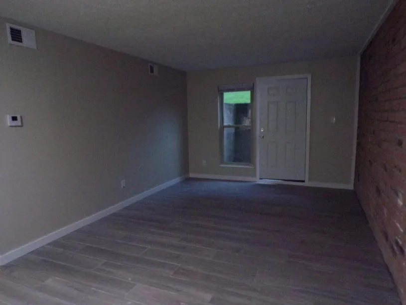 1944 Iuka Ave - Renovated Unit (Ground Floor) A1, A2, A3, A4