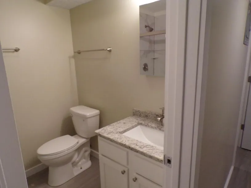 1944 Iuka Ave - Renovated Unit (Ground Floor) A1, A2, A3, A4