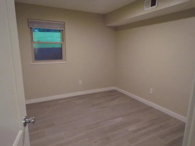 1944 Iuka Ave - Renovated Unit (Ground Floor) A1, A2, A3, A4