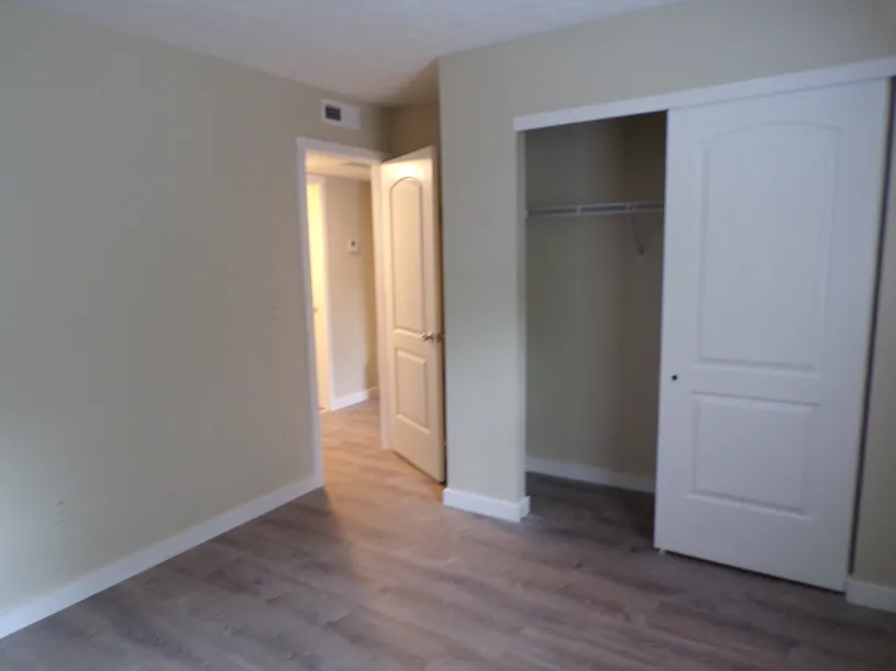 198 E 16th Ave Apt B10