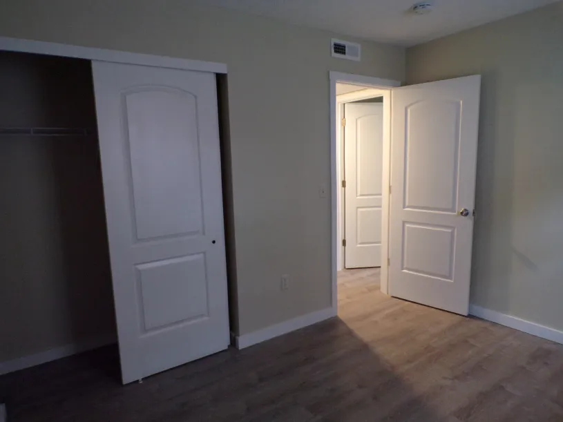 198 E 16th Ave Apt B10