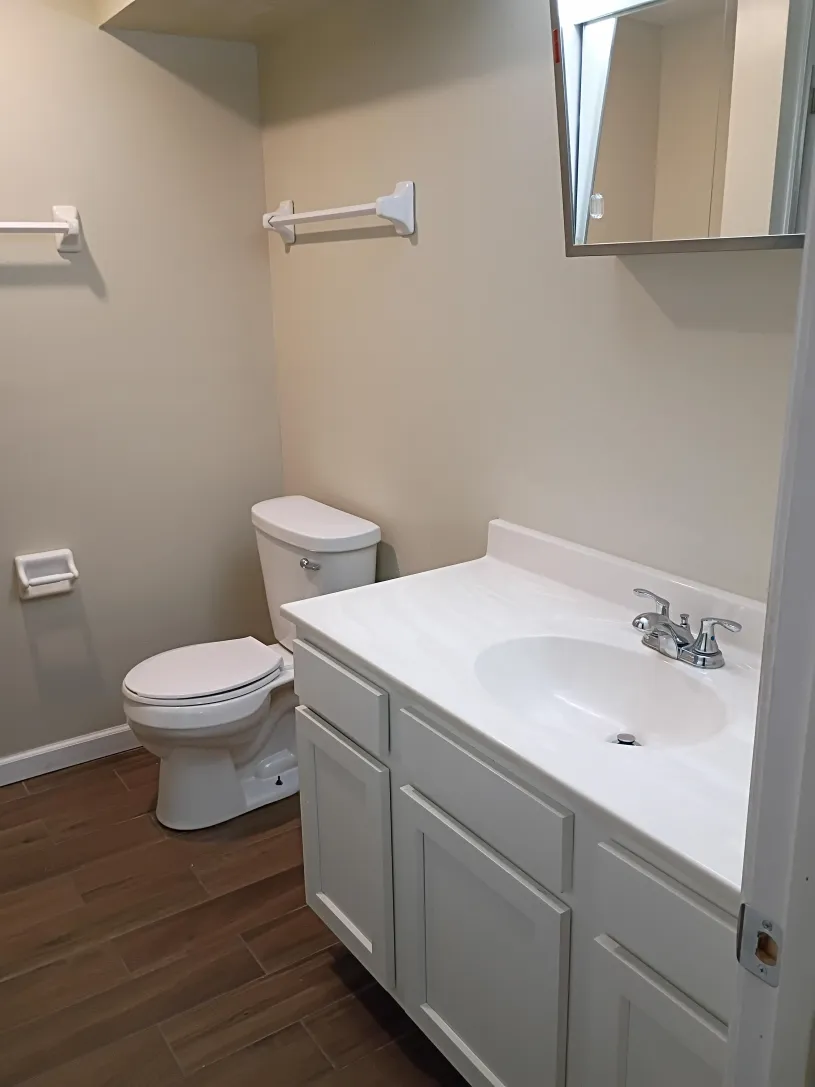 30 E Lane Ave Apt 103 ~ Renovated 3 bedroom 