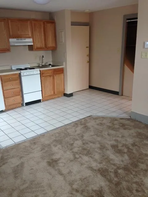 2207 N High St Apt 3