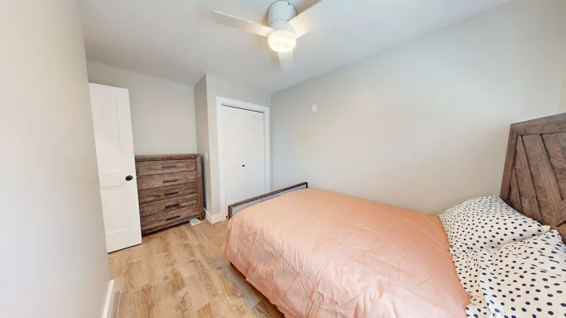 2247-2249 Neil Ave